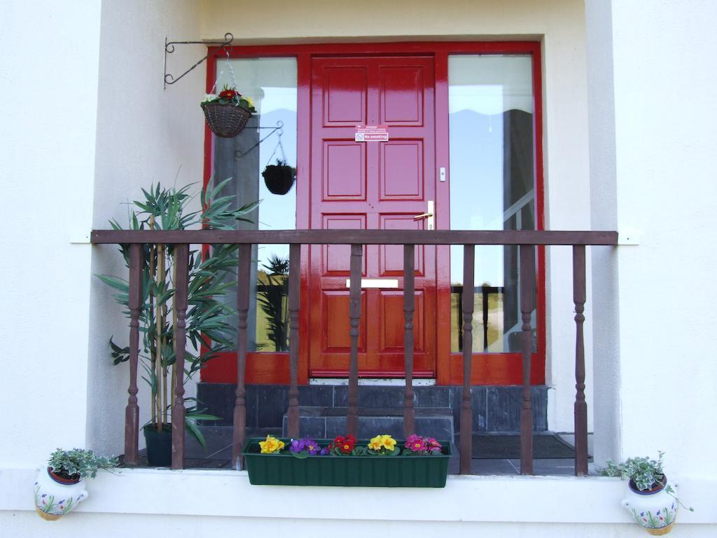The Curragh Country House Accommodation Newbridge  Bagian luar foto